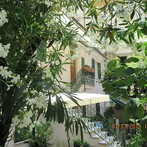  Apartment Il Giardino Degli Oleandri Italy