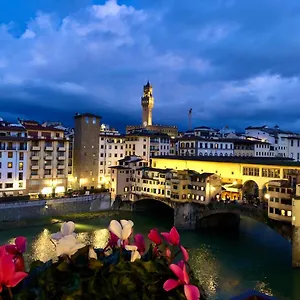 Apartment Ponte Vecchio View Luxury