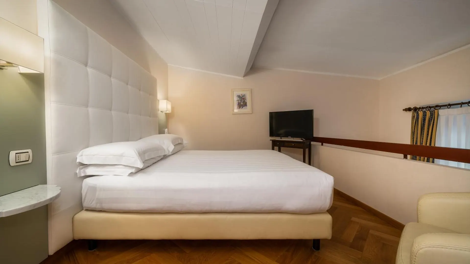Hotel Croce Di Malta Florence