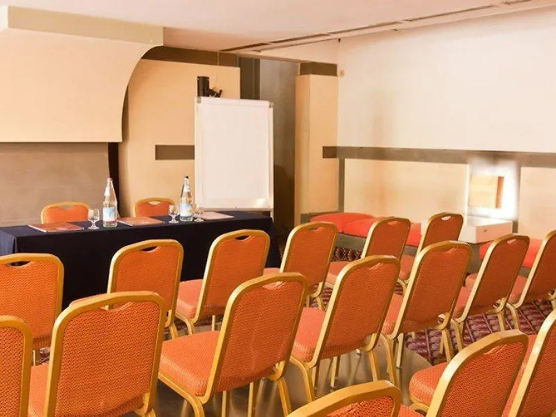 Hotel Croce Di Malta Florence 4*,