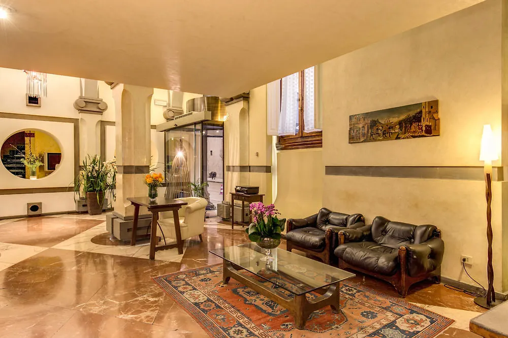 Hotel Croce Di Malta Florence 4*,