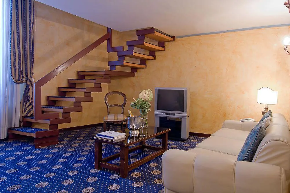 Hotel Croce Di Malta Florence